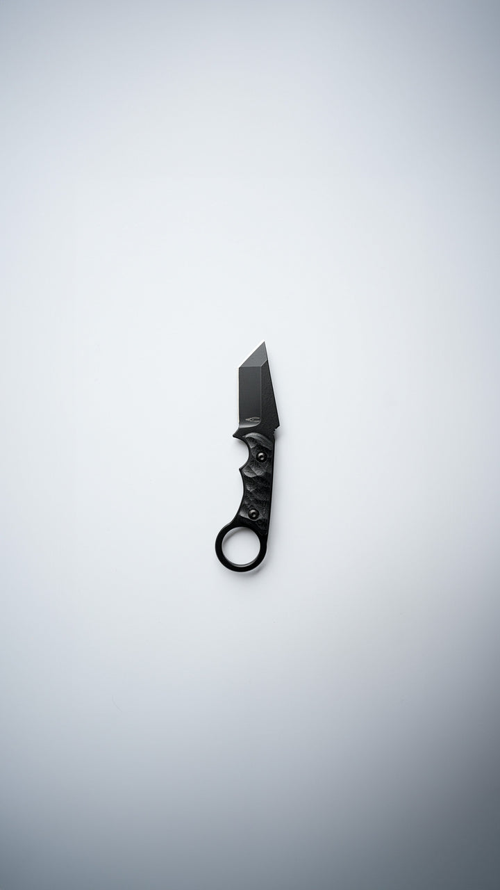 Blacked Out Ringed Tanto