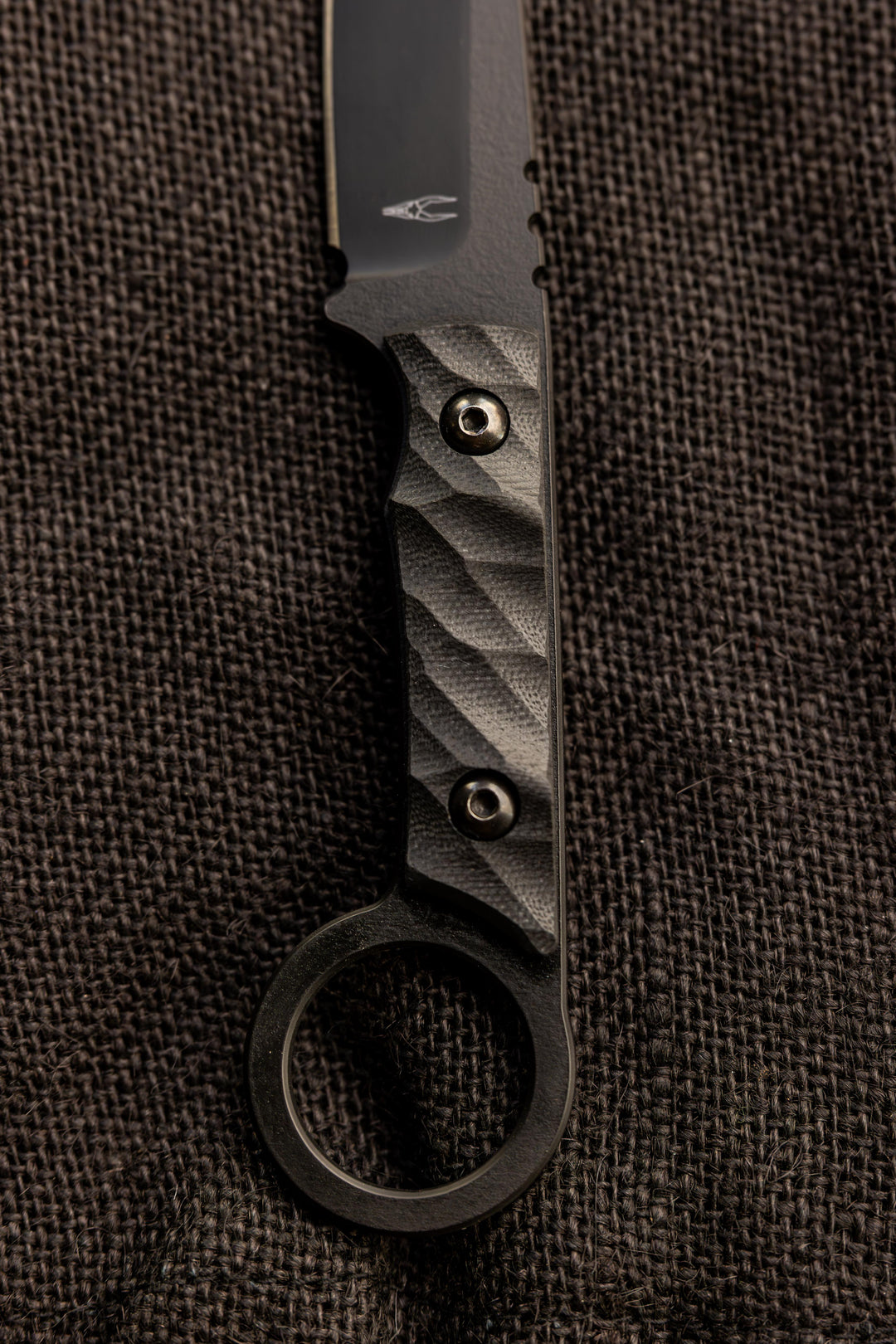 Blacked Out Ringed Nomad
