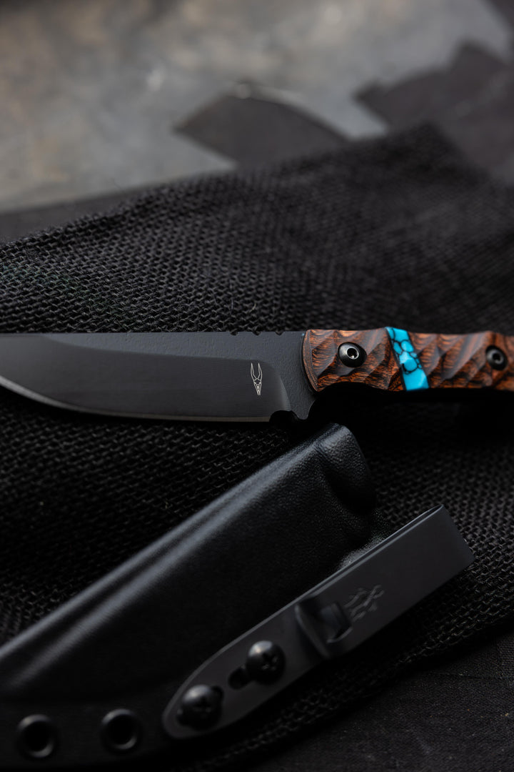 Turquoise Ringed Nomad