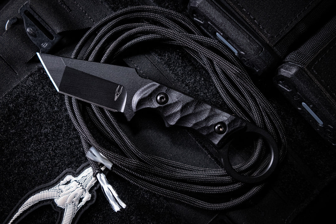 Blacked Out Ringed Tanto