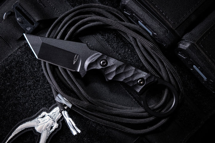 Blacked Out Ringed Tanto