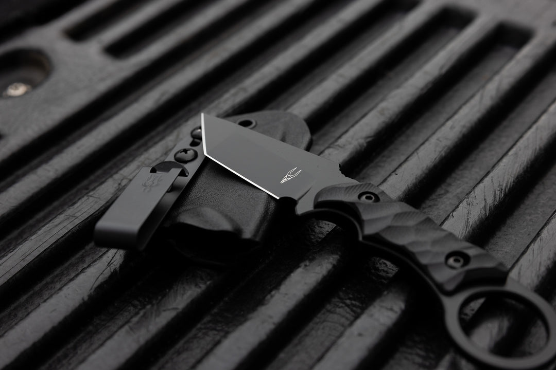 Blacked Out Ringed Tanto