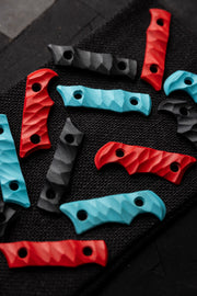 Extra Ringed Tanto Scales